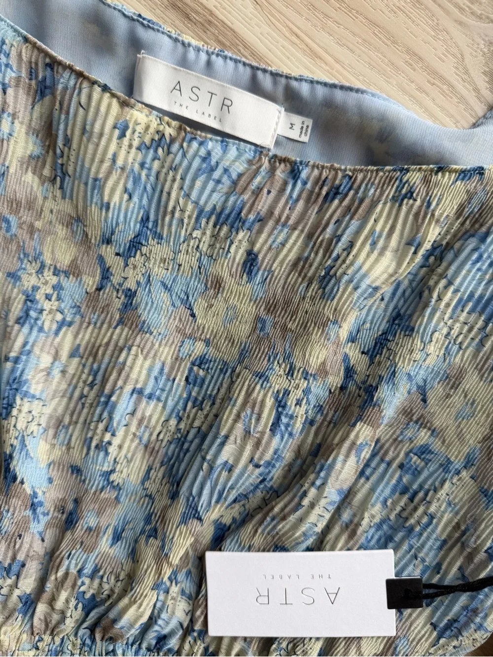 Astr Floral Smocked Puff-Sleeve Crop Top in Blue and Cream
